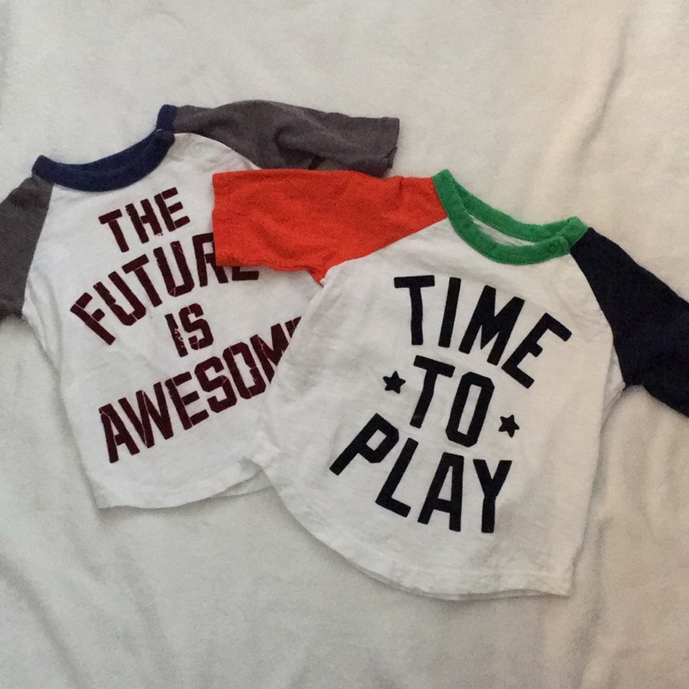 ⚾️ 2 GAP baseball tees